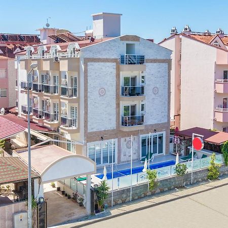 Apartments Near To City Center And Beach 말마리스 외부 사진