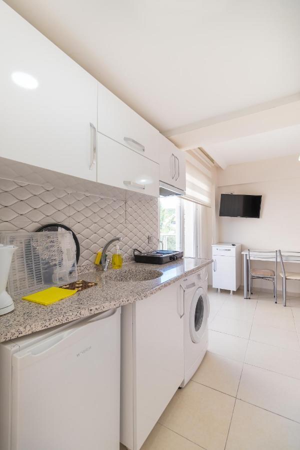 Apartments Near To City Center And Beach 말마리스 외부 사진