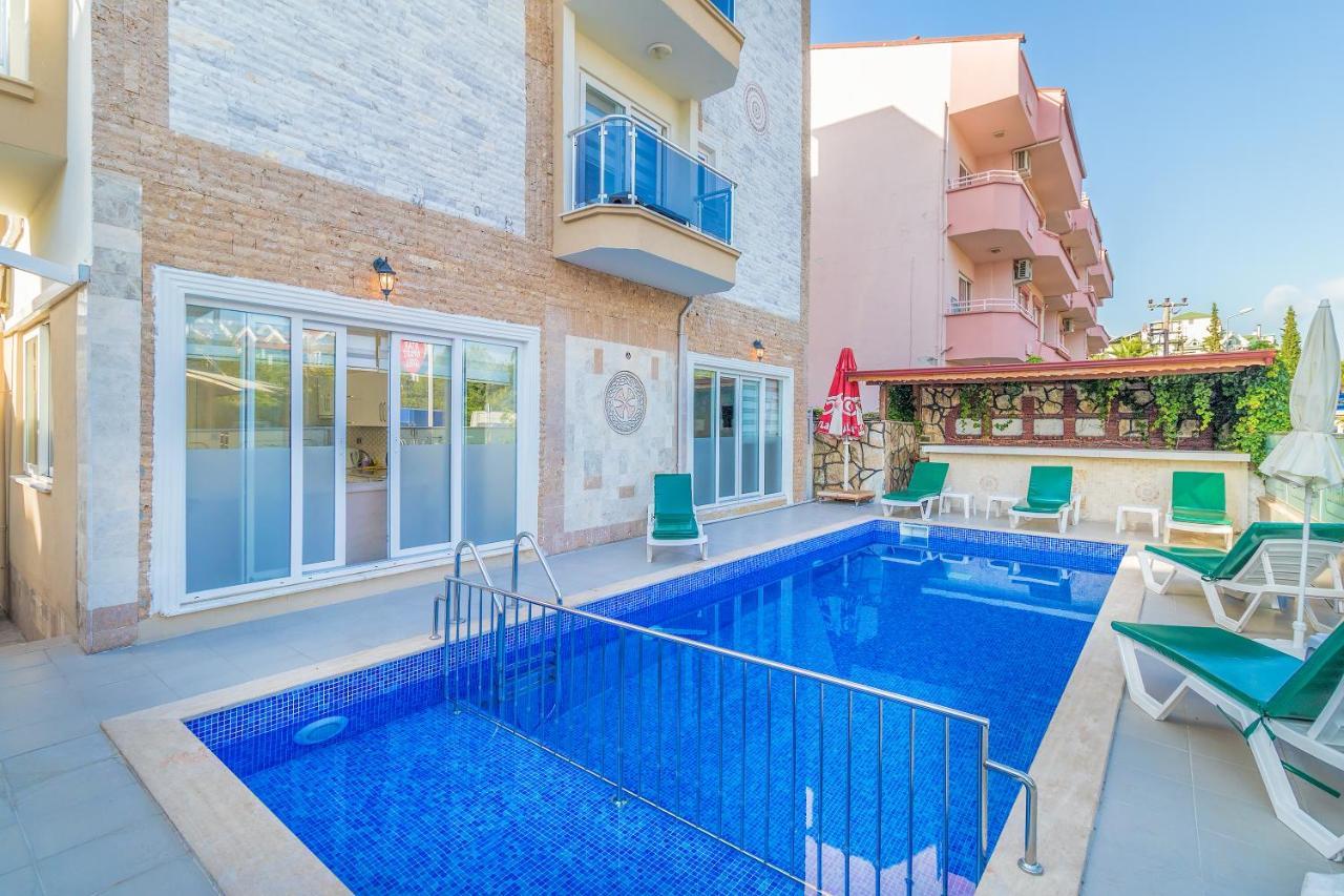 Apartments Near To City Center And Beach 말마리스 외부 사진